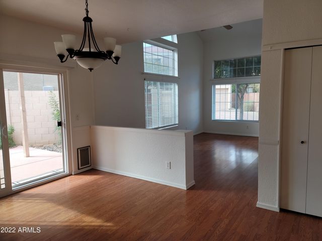 17606 N 17th Place 1033, Phoenix, AZ 85022