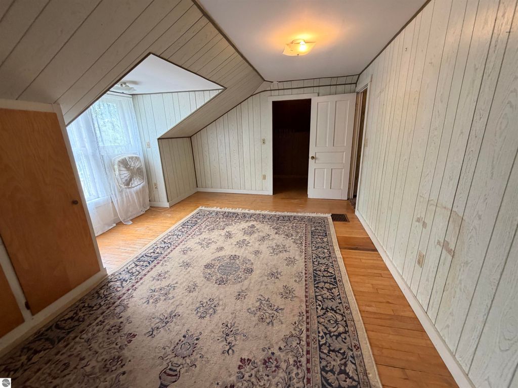 Image 17 of property listing at 1107 Michigan Avenue, Alma, MI 48801