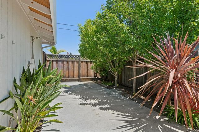 4220 Trotter Street, Capitola, CA 95010
