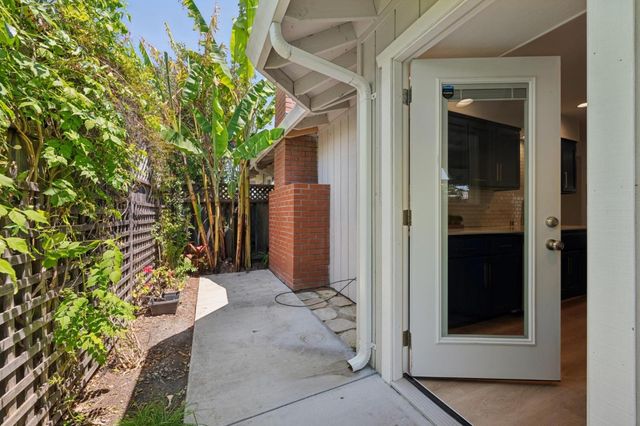 4220 Trotter Street, Capitola, CA 95010