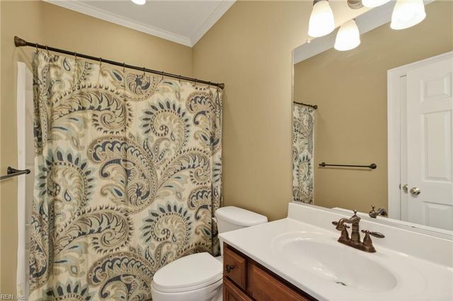 101 Lafayette PT, Carrollton, VA 23314