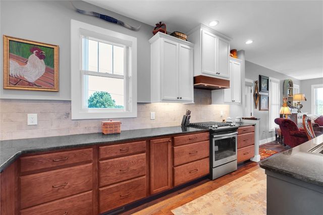 349 Amberwood Road, Pickens, SC 29671