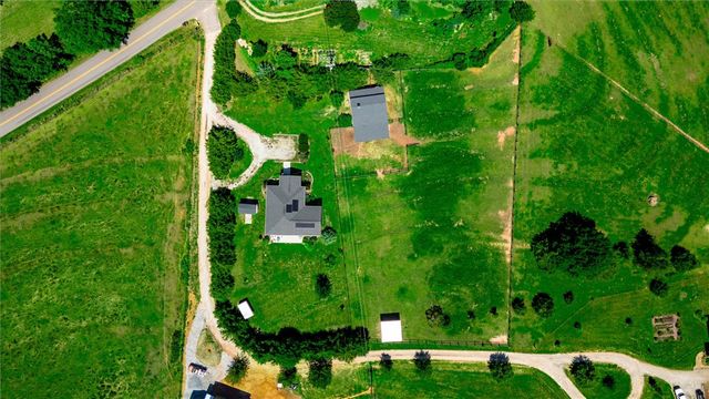 349 Amberwood Road, Pickens, SC 29671