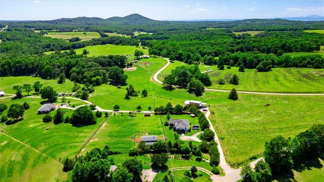 349 Amberwood Road, Pickens, SC 29671