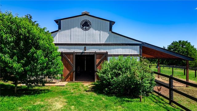 349 Amberwood Road, Pickens, SC 29671
