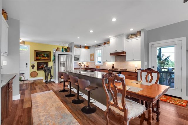 349 Amberwood Road, Pickens, SC 29671