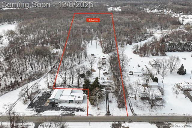 16000 S Huron River Drive, Romulus, MI 48174