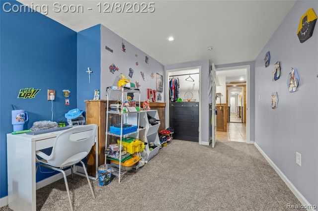 16000 S Huron River Drive, Romulus, MI 48174