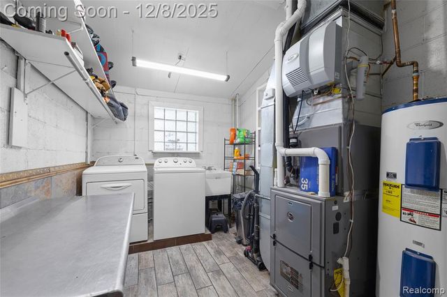 16000 S Huron River Drive, Romulus, MI 48174