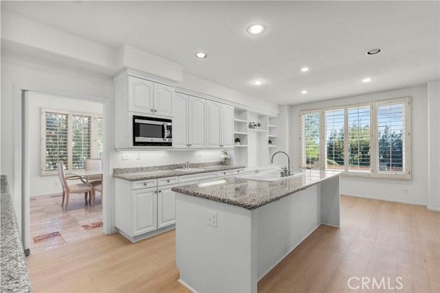 7630 Carmenita, West Hills (los Angeles), CA 91304