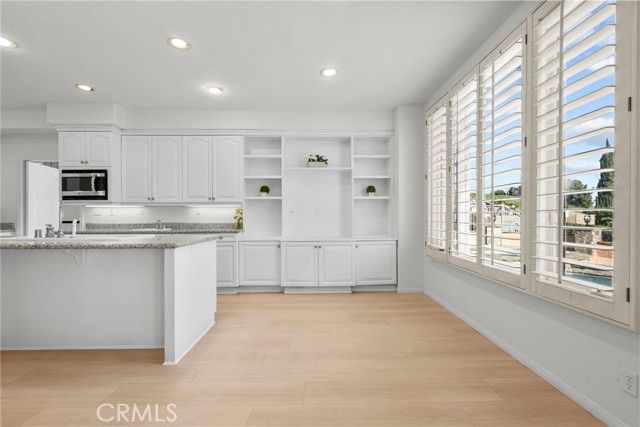 7630 Carmenita, West Hills (los Angeles), CA 91304