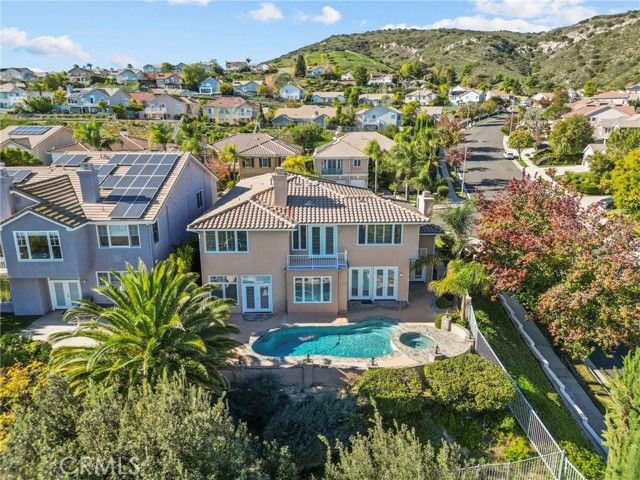 7630 Carmenita, West Hills (los Angeles), CA 91304