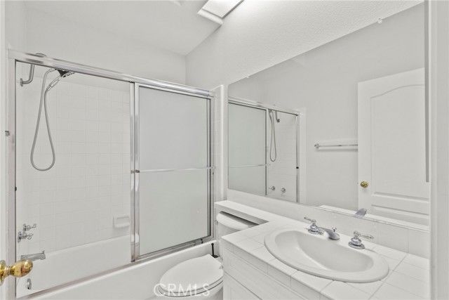 7630 Carmenita, West Hills (los Angeles), CA 91304