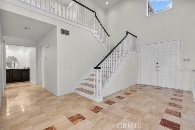 7630 Carmenita, West Hills (los Angeles), CA 91304