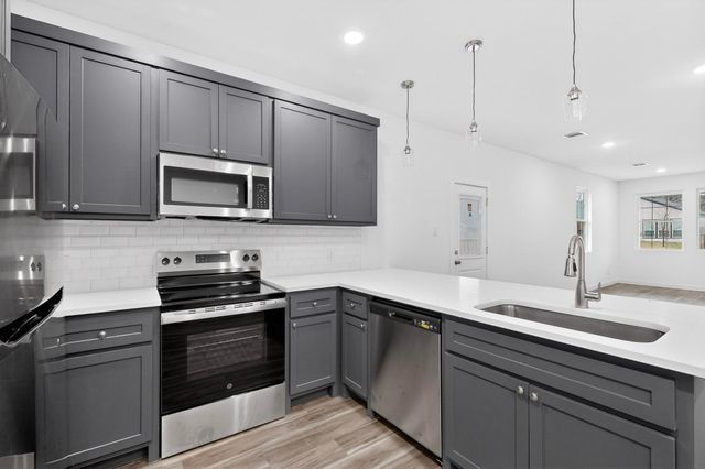4523 Metropolitan Avenue, Dallas, TX 75210