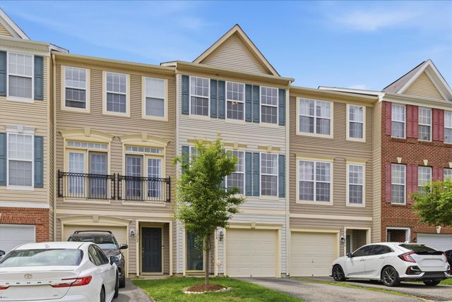 15704 JOHN DISKIN CIR, Woodbridge, VA 22191