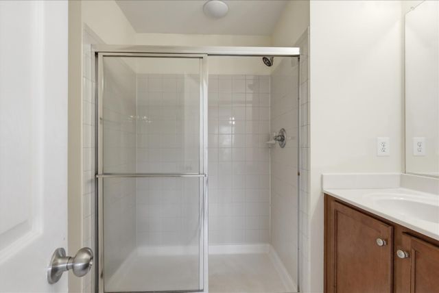 15704 JOHN DISKIN CIR, Woodbridge, VA 22191