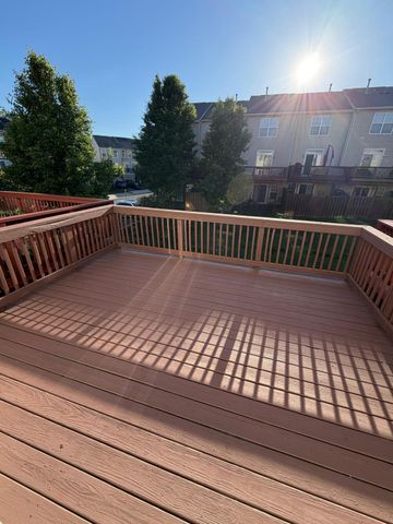 15704 JOHN DISKIN CIR, Woodbridge, VA 22191