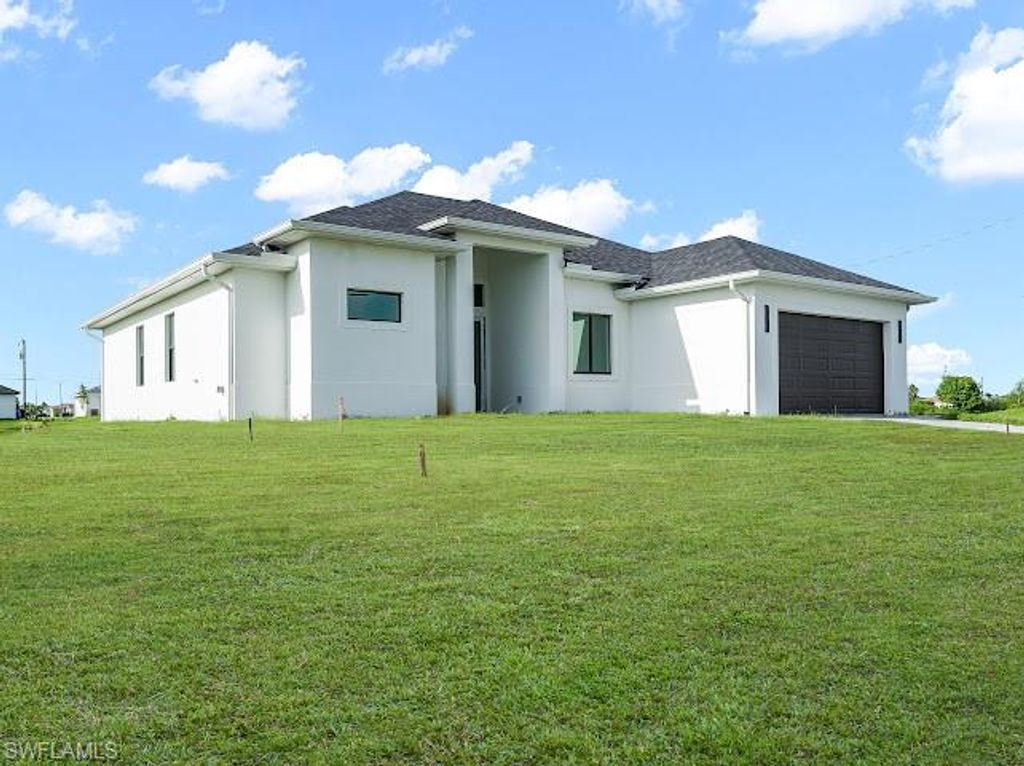 31 19th TER, CAPE CORAL, FL 33993 — photo 2