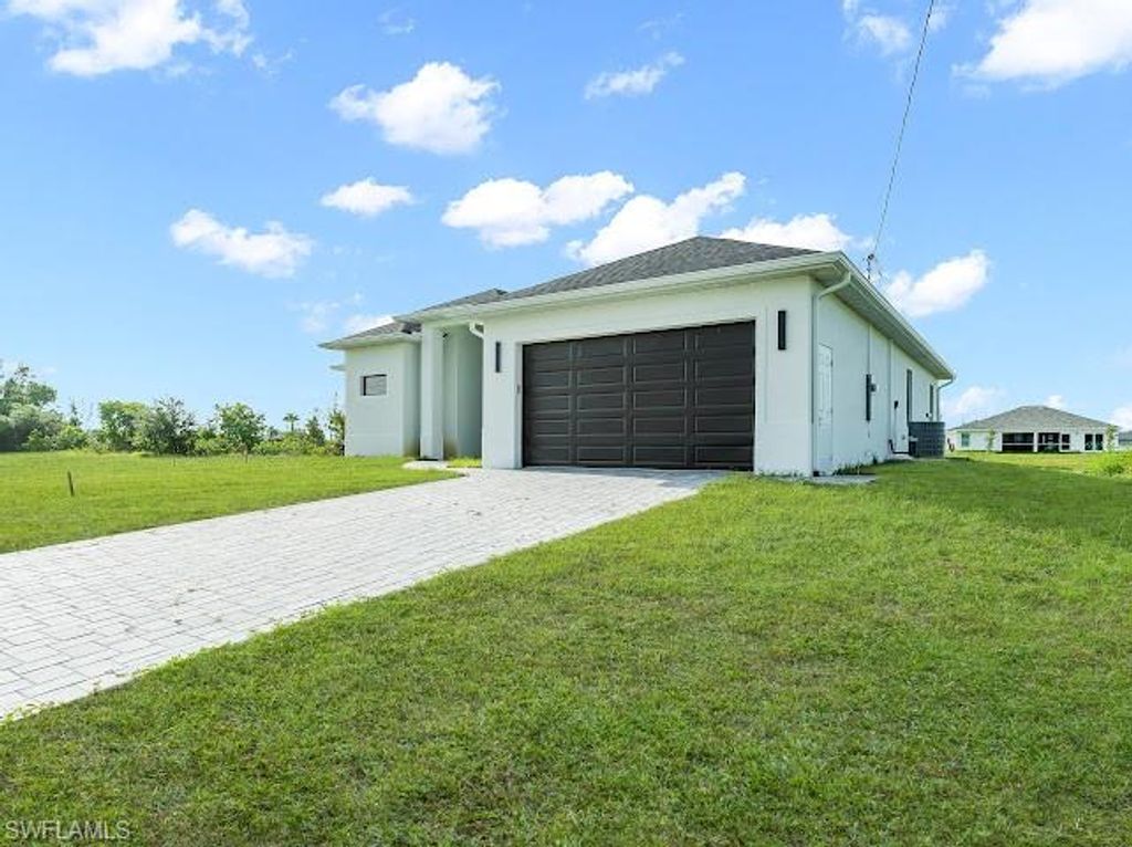 31 19th TER, CAPE CORAL, FL 33993 — photo 3