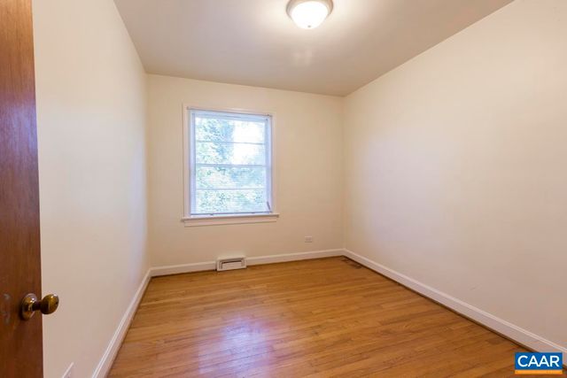 821 CABELL AVE, Charlottesville, VA 22903