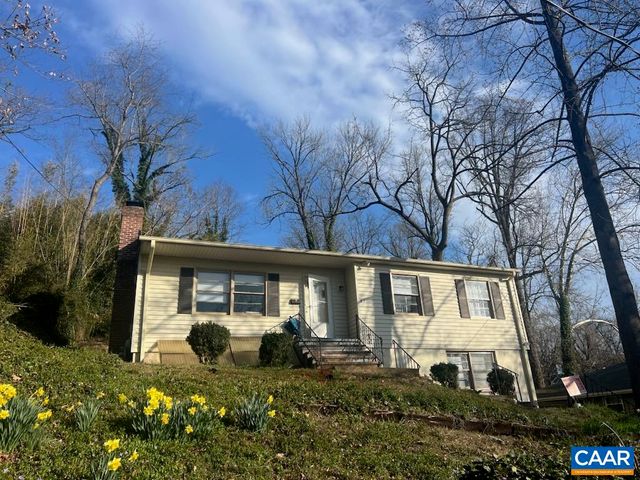 821 CABELL AVE, Charlottesville, VA 22903