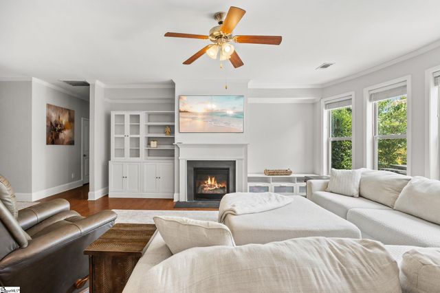 120 Sapphire Pointe Drive, Duncan, SC 29334