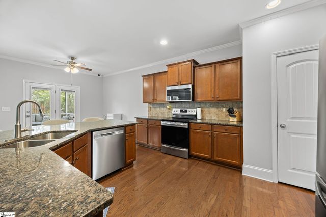 120 Sapphire Pointe Drive, Duncan, SC 29334