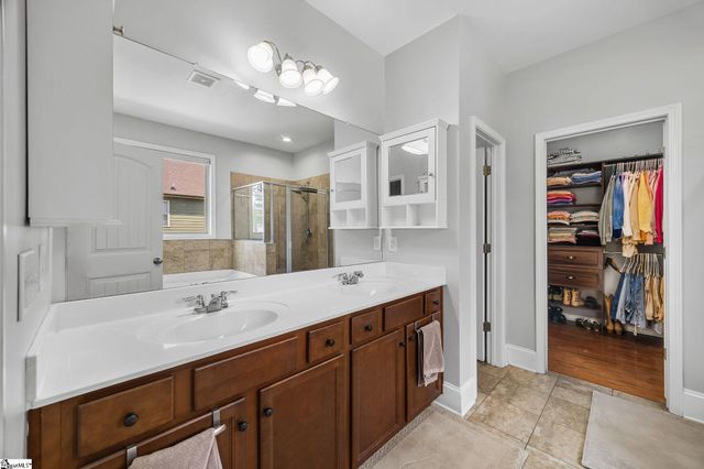 120 Sapphire Pointe Drive, Duncan, SC 29334