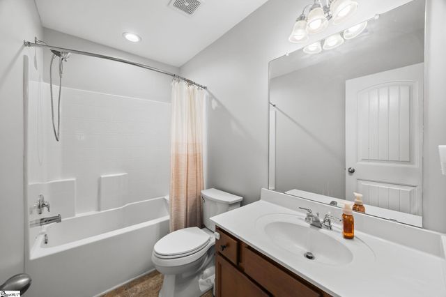 120 Sapphire Pointe Drive, Duncan, SC 29334