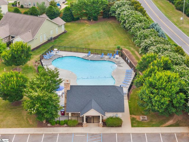 120 Sapphire Pointe Drive, Duncan, SC 29334