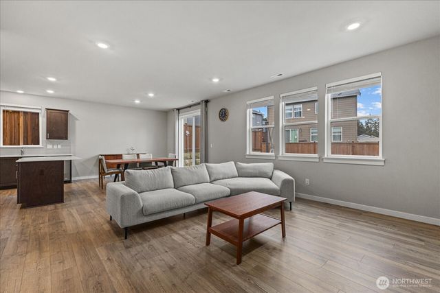 1907 S 301st Court, Federal Way, WA 98003