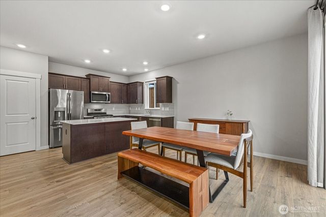 1907 S 301st Court, Federal Way, WA 98003