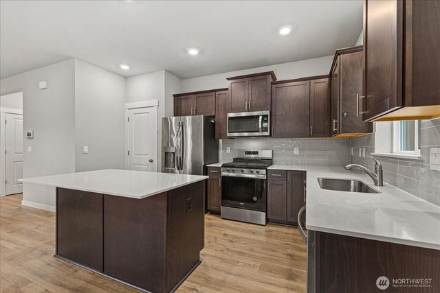 1907 S 301st Court, Federal Way, WA 98003