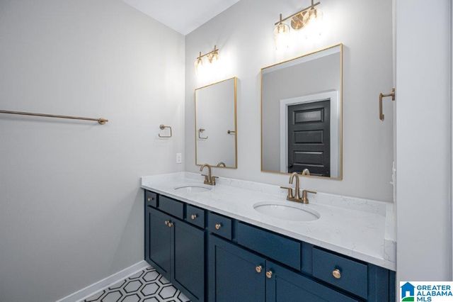 5808 EVERLEE PARKWAY, Hoover, AL 35244