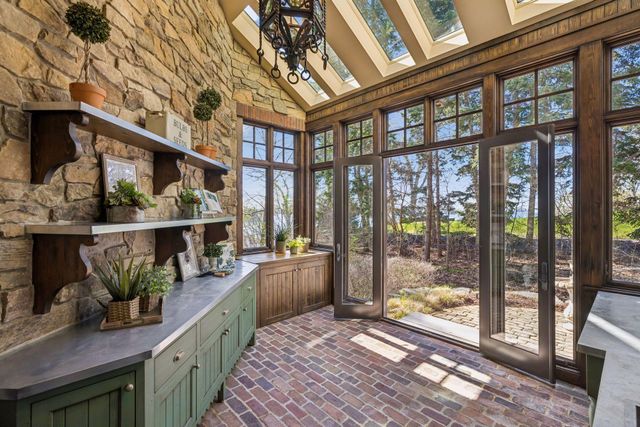 358 Ferndale Road S, Wayzata, MN 55391