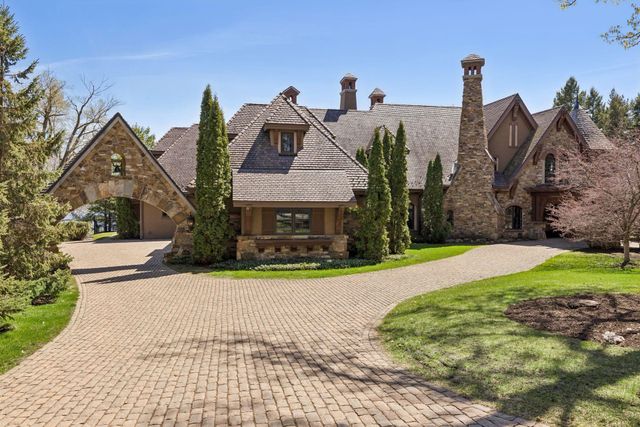 358 Ferndale Road S, Wayzata, MN 55391