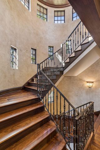 358 Ferndale Road S, Wayzata, MN 55391