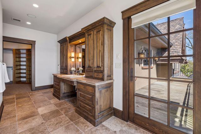 358 Ferndale Road S, Wayzata, MN 55391