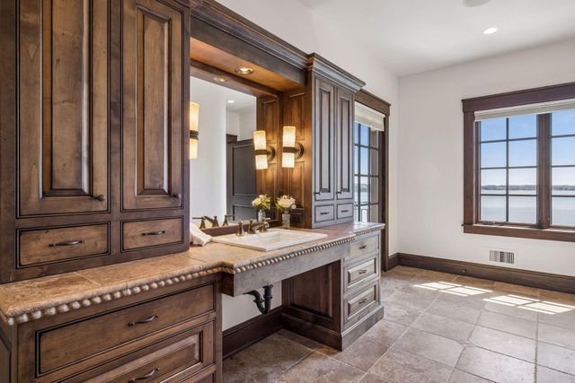 358 Ferndale Road S, Wayzata, MN 55391