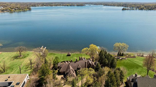 358 Ferndale Road S, Wayzata, MN 55391