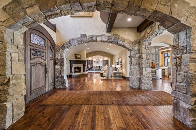 358 Ferndale Road S, Wayzata, MN 55391