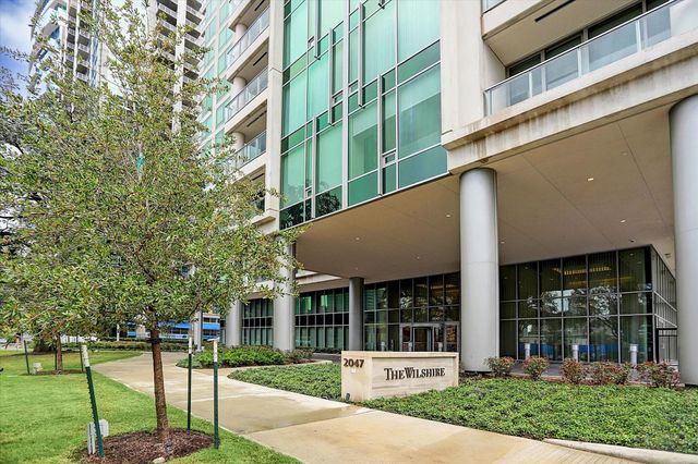 2047 Westcreek Lane 502, Houston, TX 77027