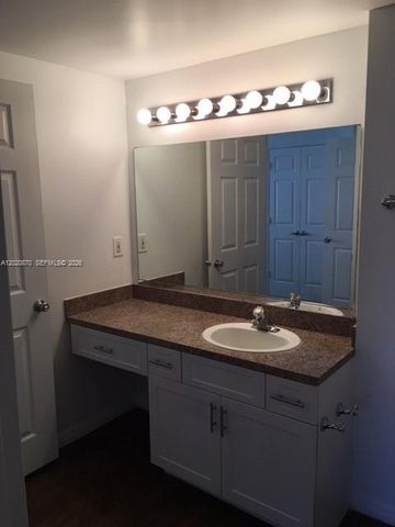 131 SW 117th Ave 8101, Pembroke Pines, FL 33025