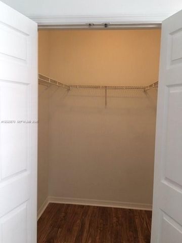 131 SW 117th Ave 8101, Pembroke Pines, FL 33025