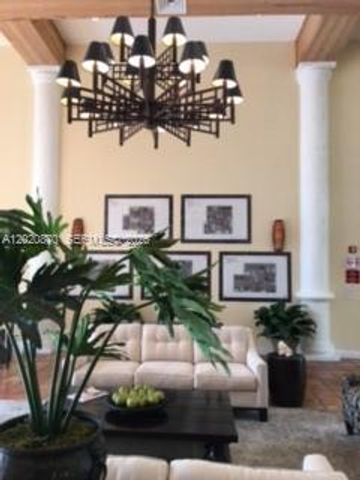 131 SW 117th Ave 8101, Pembroke Pines, FL 33025