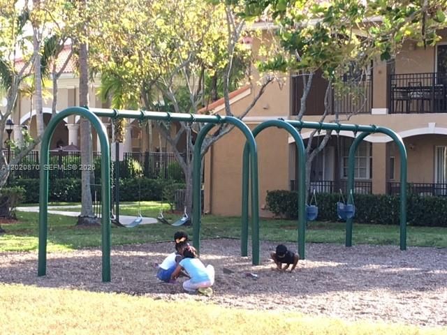 131 SW 117th Ave 8101, Pembroke Pines, FL 33025
