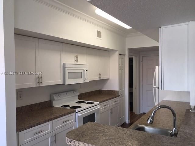 131 SW 117th Ave 8101, Pembroke Pines, FL 33025