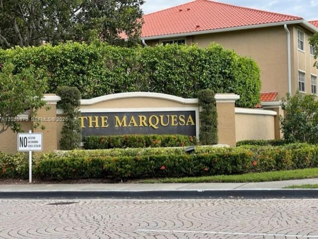 131 SW 117th Ave 8101, Pembroke Pines, FL 33025