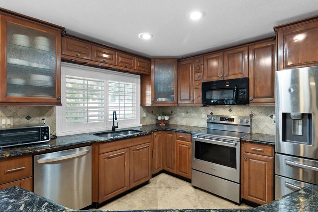 8017 NW 74th Terrace, Tamarac, FL 33321